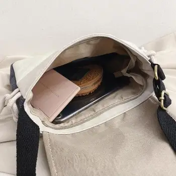 2020 última versión coreana de bordado de la moda vintage de la lona de las señoras bolso de hombro bolsa de mensajero de simple cuadrado bolsa
