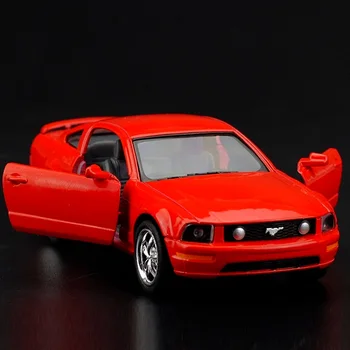 Alta Simulación Exquisita Diecasts&Vehículos de Juguete: KiNSMART Coche Estilo De 2006 Ford Mustang GT Supercar 1:38 de la Aleación fundida a troquel Modelo de Coche