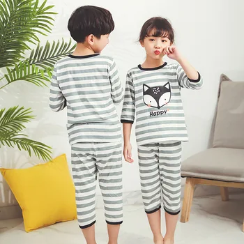Rayas Niñas Pijamas de los Niños Ropa de Bebé ropa de dormir de Verano Corto-mangas Tops+Pantalones Conjuntos de Pijamas Para Niños Bebes Niños ropa de Dormir