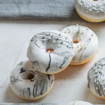 Simulación De Donut Modelo De Mármol Negro De Oro De Tiro Props Falso Pastel De Postre, Decoración De La Ventana De Péndulo